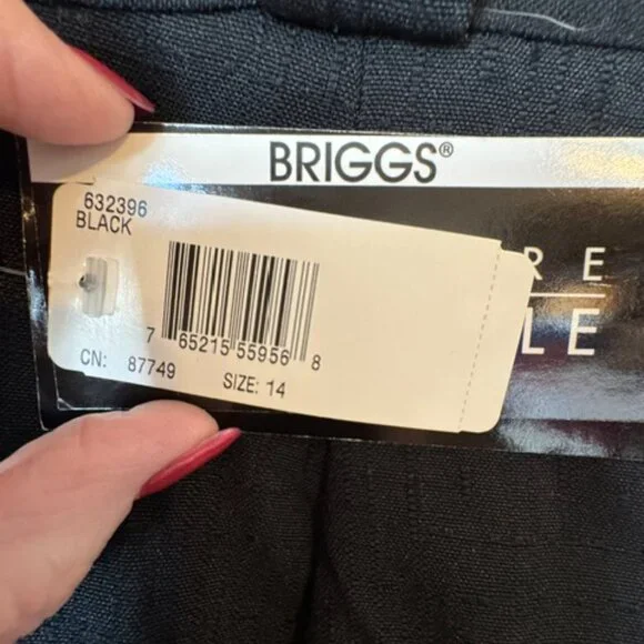 NWT BLACK BELTED DRESSY EASY CARE SHORTS SIZE: 14 #1 - Picture 7 of 9